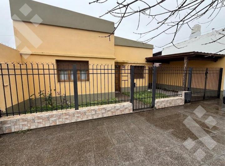 Casa · 183m² · 4 Ambientes · 1 Cochera