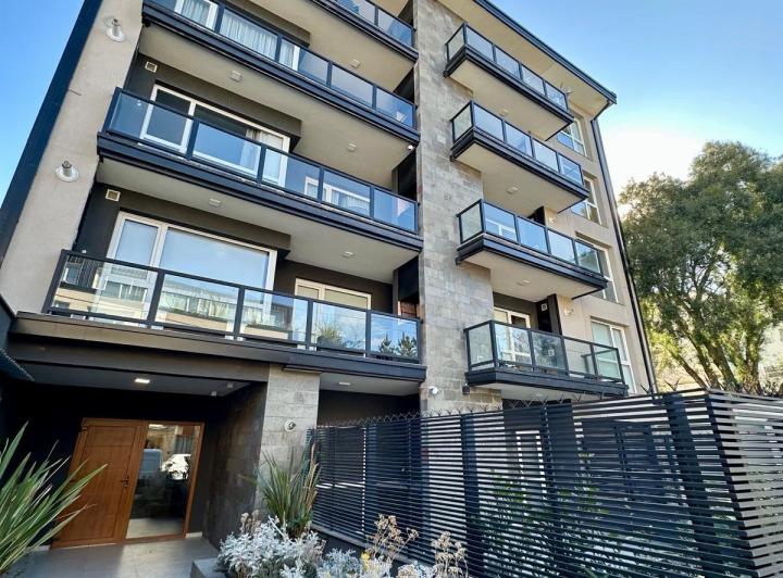 Departamento · 75m² · 2 Ambientes · 1 Cochera