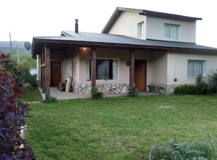 Casa · 168m² · 5 Ambientes · 1 Cochera