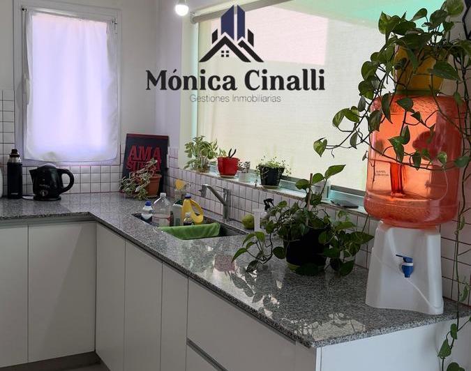 Casa · 187m² · 3 Ambientes · 1 Cochera