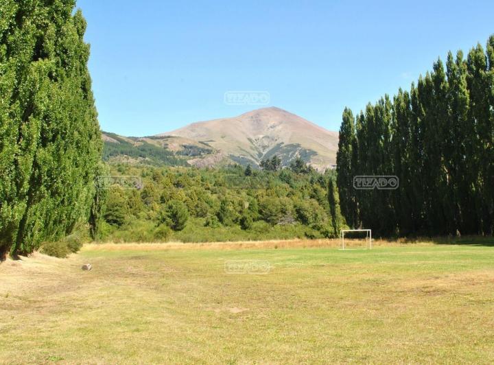 Terreno · 980m²