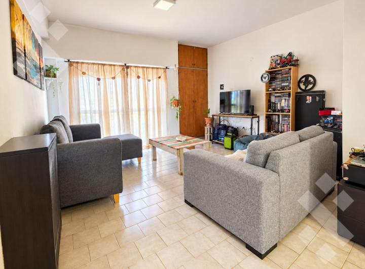 Departamento · 90m² · 5 Ambientes