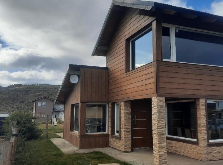 Casa · 350m² · 4 Ambientes · 1 Cochera