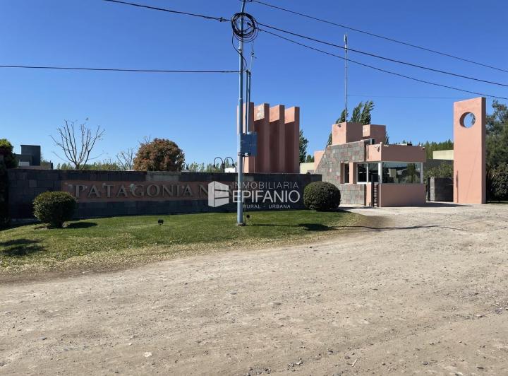 Terreno · 816m²