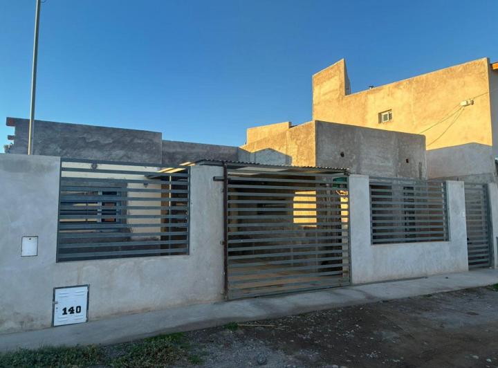 Casa · 138m² · 6 Ambientes · 1 Cochera