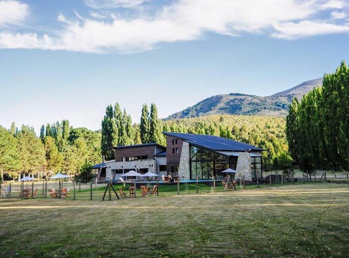 Terreno · 925m²
