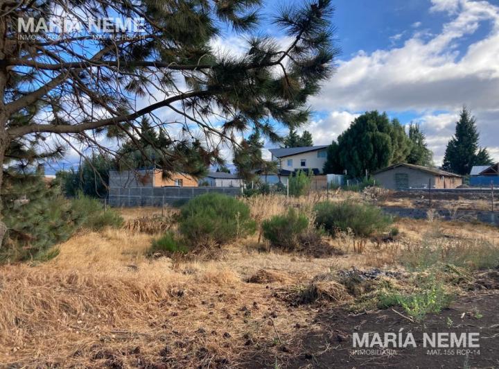 Terreno · 814m²