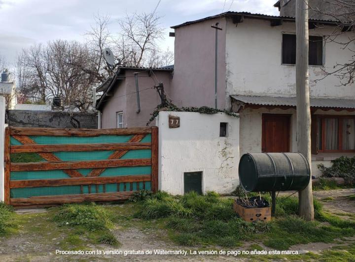 Casa · 90m² · 7 Ambientes · 1 Cochera