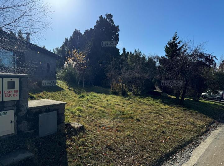 Terreno · 743m²