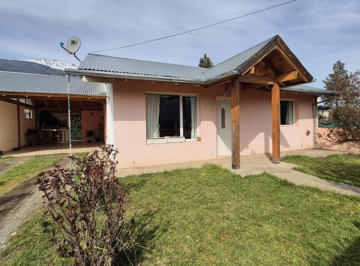 Casa · 85m² · 3 Ambientes · 1 Cochera