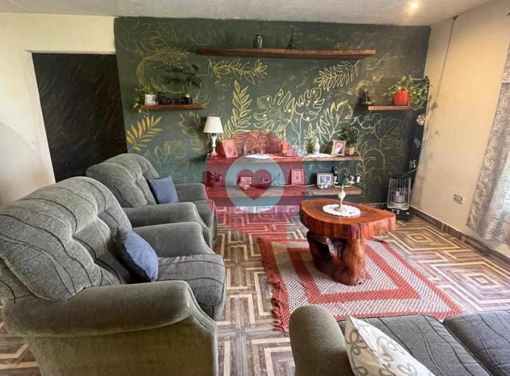 Campo · 216m² · 5 Ambientes · 1 Cochera