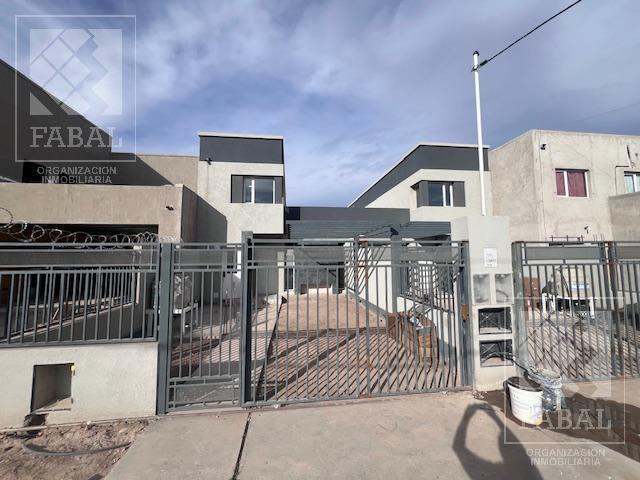 Casa · 116m² · 4 Ambientes · 1 Cochera