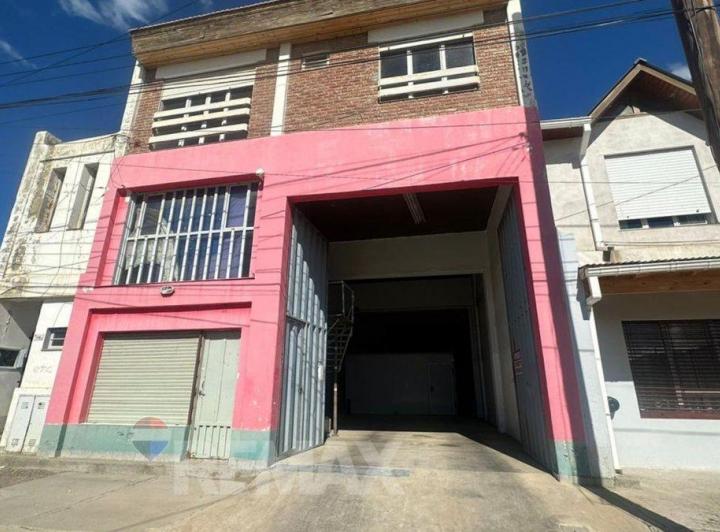 Depósito · 138m²