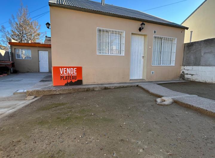 Casa · 79m² · 3 Ambientes · 1 Cochera