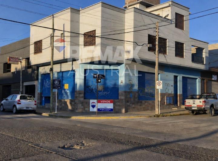 Local comercial · 130m²