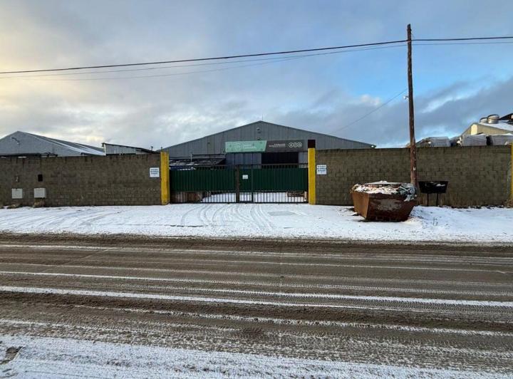 Bodega-Galpón · 2461m²