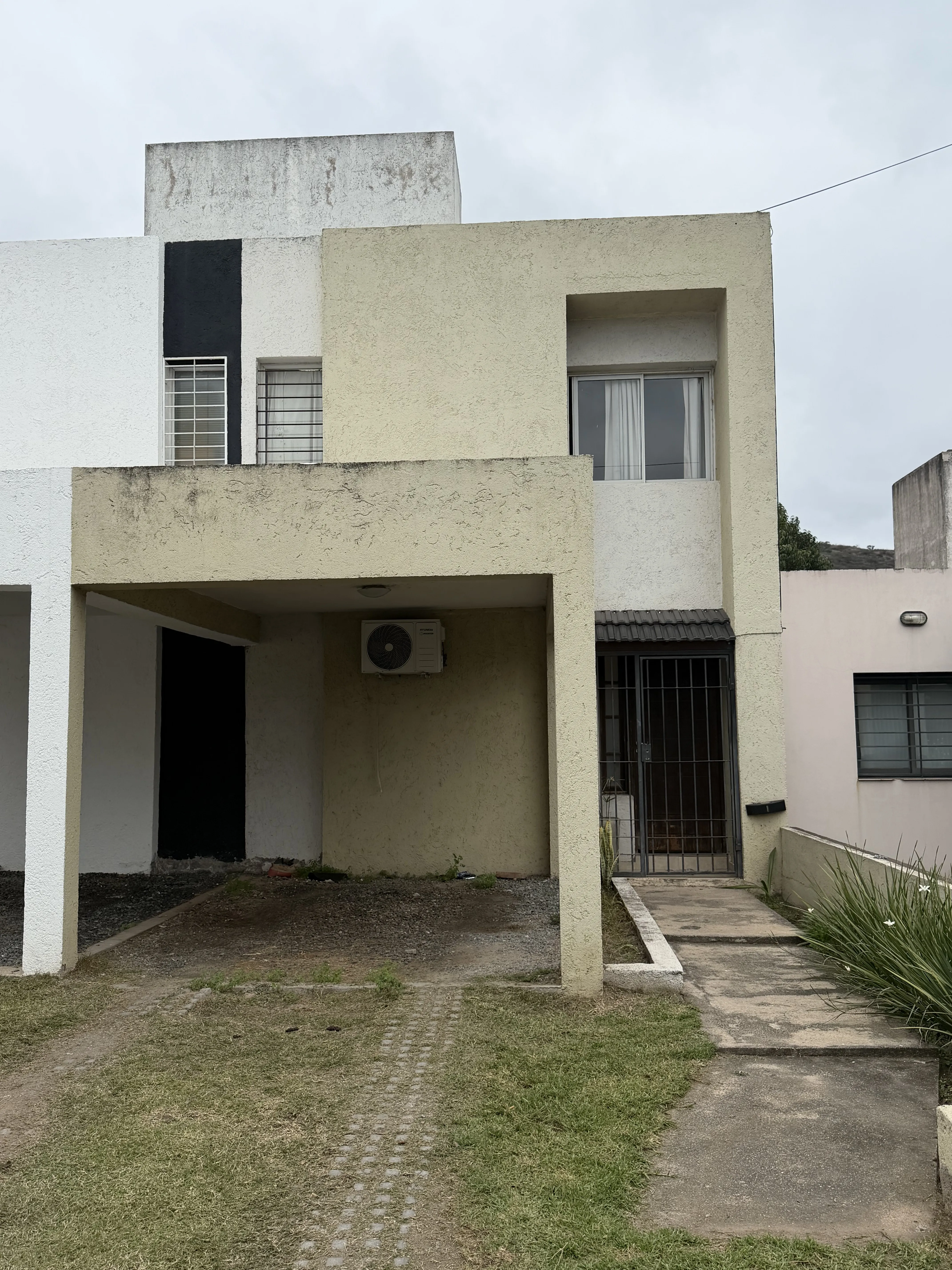 DUPLEX EN VENTA DE DOS DORMITORIOS - Prados ll La Calera