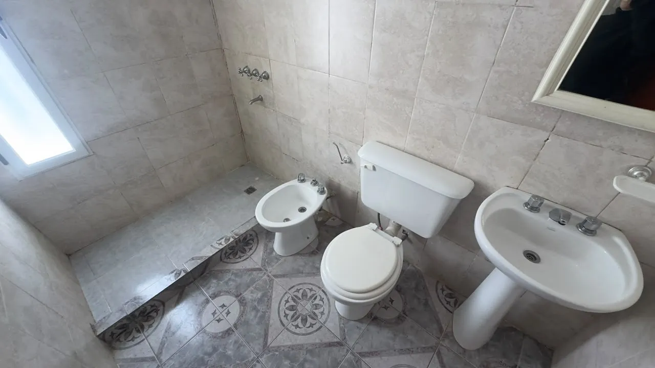 NUEVO URCA A 1/2 CUADRA GANDHI 2 DORM.