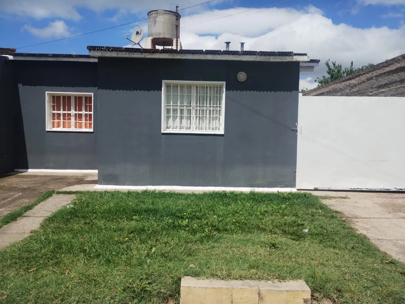 CASA EN VENTA BARRIO ALMIRANTE BROWN