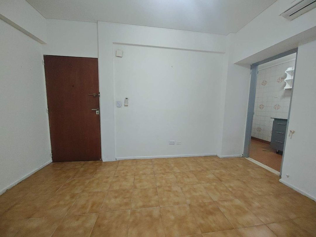 DEPARTAMENTO 2 AMBIENTES ALQUILER BALVANERA PATIO
