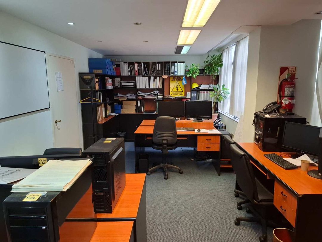 OFICINA EN VENTA MICROCENTRO PLANTA COMPLETA
