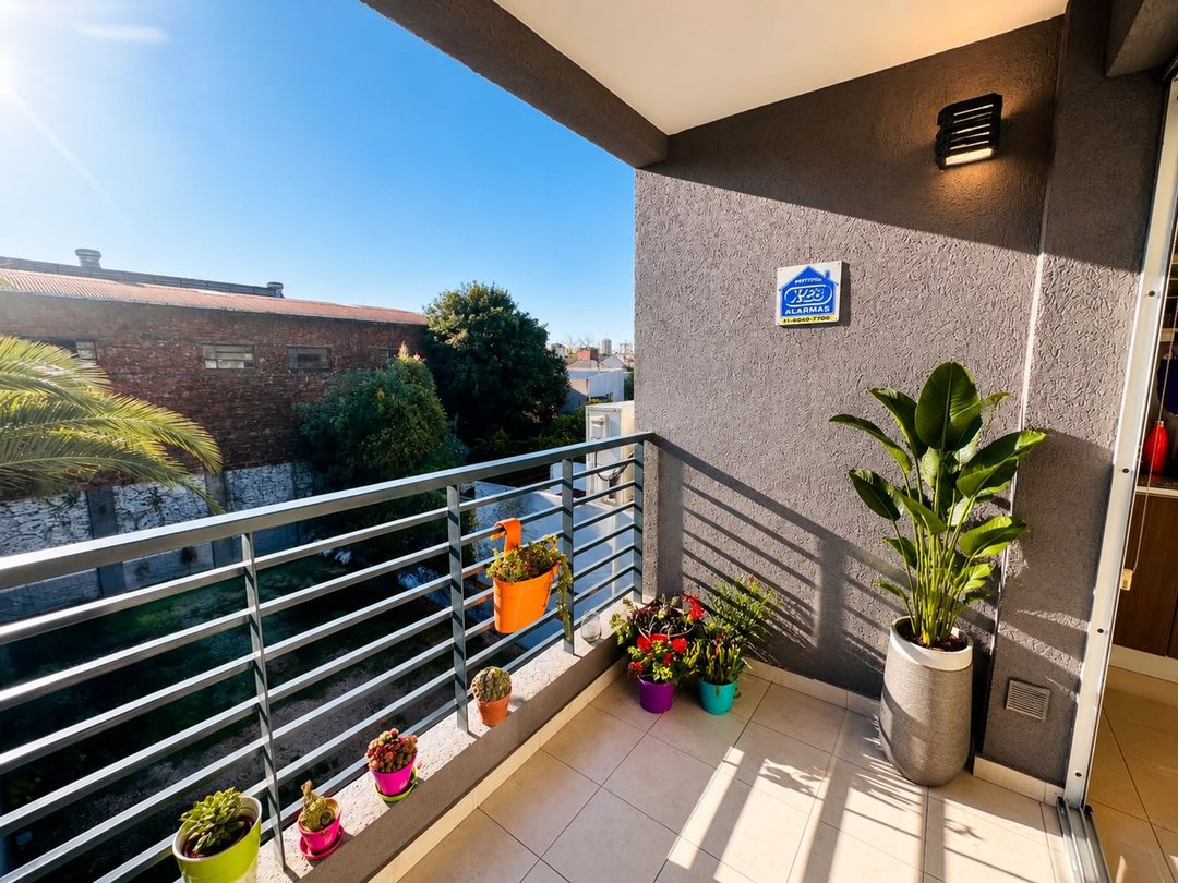 VENTA DEPTO MONO DIV A 2 AMB BALCON V. PUEYRREDON