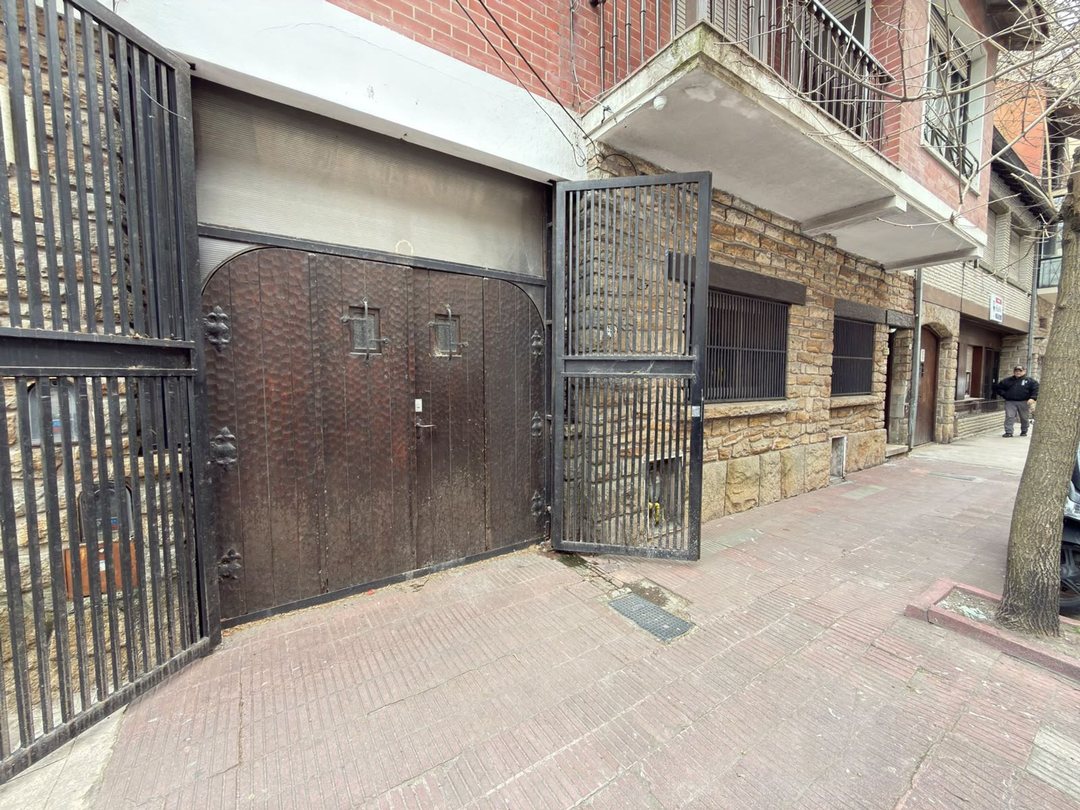 PH 3 AMBIENTES+DEPENDENCIA, GARAGE/PATIO LA PERLA.