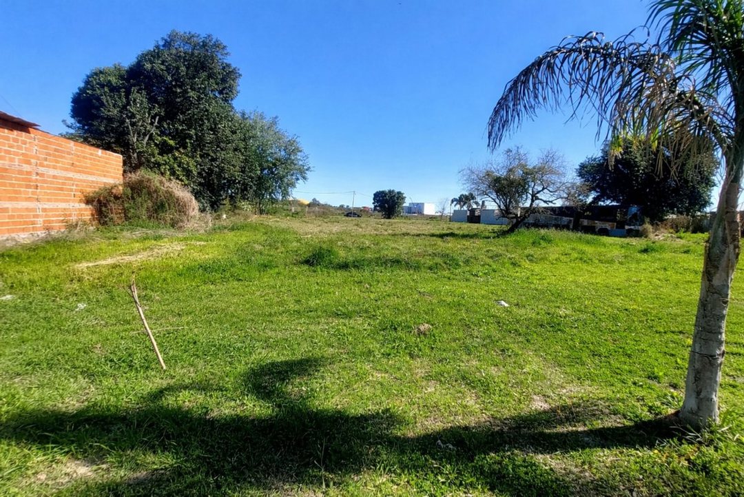TERRENO EN BARRIO LOS CONQUISTADORES, SAUCE VIEJO