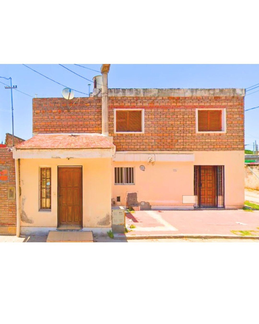 CASA DUPLEX EN VENTA - B° SARGENTO CABRAL