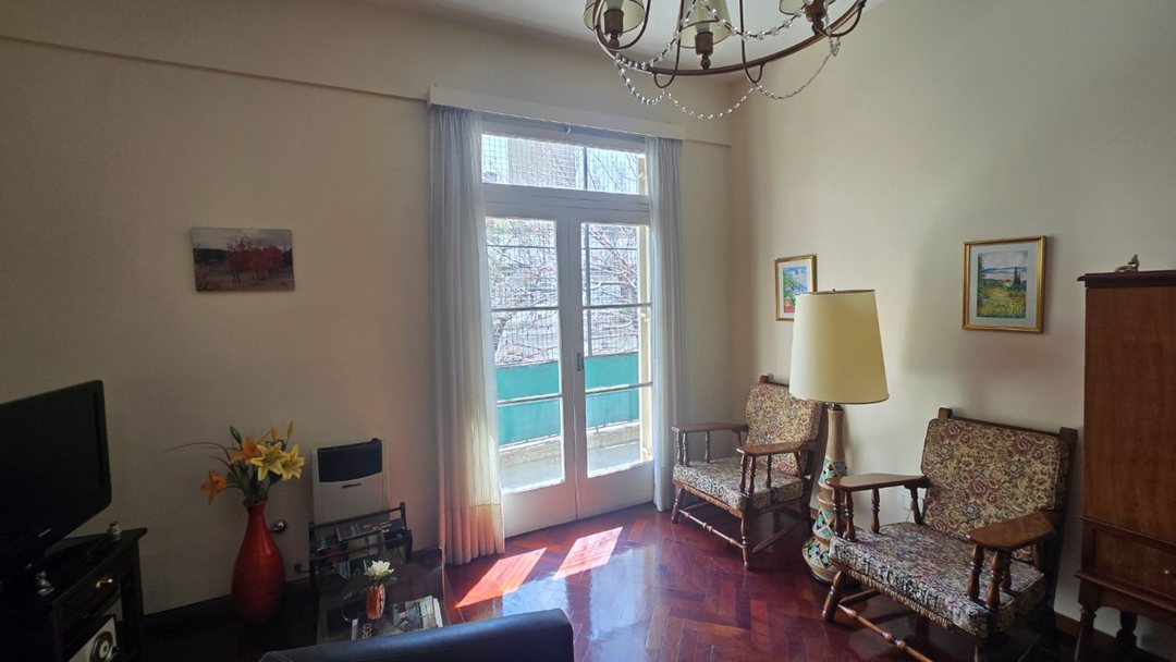 Departamento 3 ambientes con balcon en Caballito