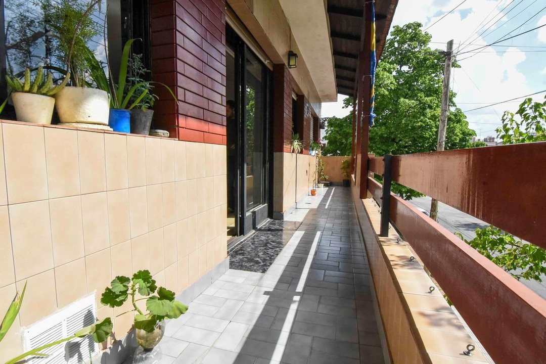 VENTA PH 3 AMB. FLORES BALCÓN Y TERRAZA A. CRÉDITO