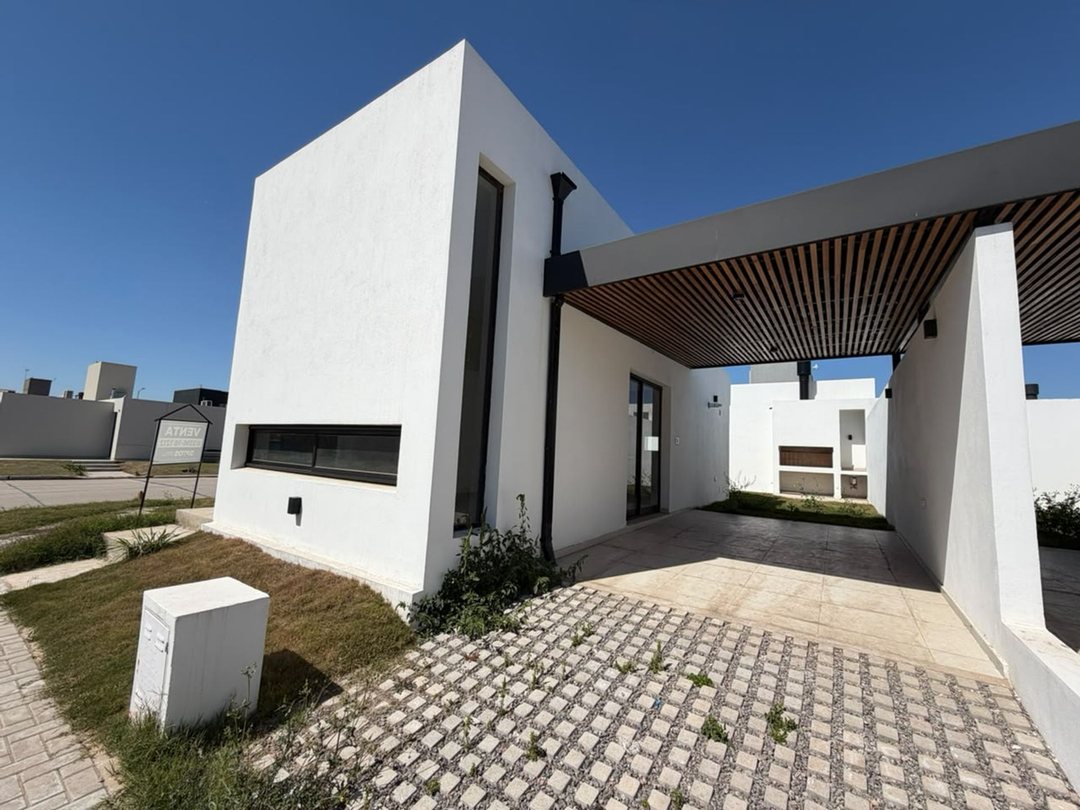 VENTA DUPLEX 2 DORM SAN IGNACIO VILLAGE