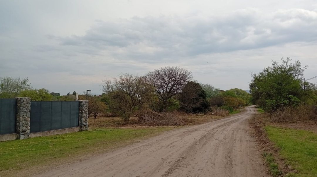 VENTA GRAN LOTE APTO HOUSING VILLA ALLENDE GOLF