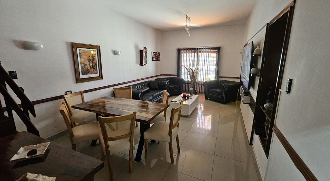 CASA EN VENTA AVELLANEDA 6 AMBIENTES