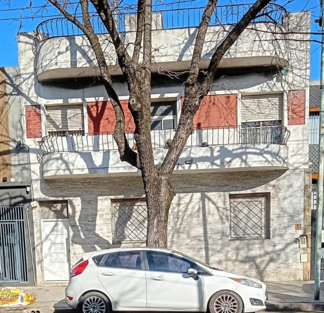 VENTA PH 4 AMB PB AL FRENTE EN DEVOTO