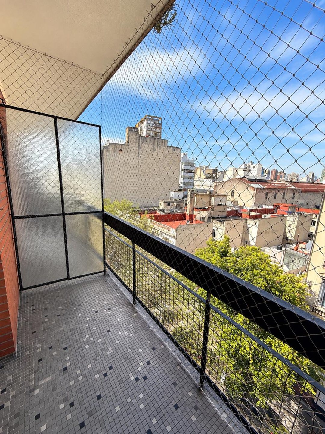 venta 2 ambientes frente Abasto Balcon luminoso
