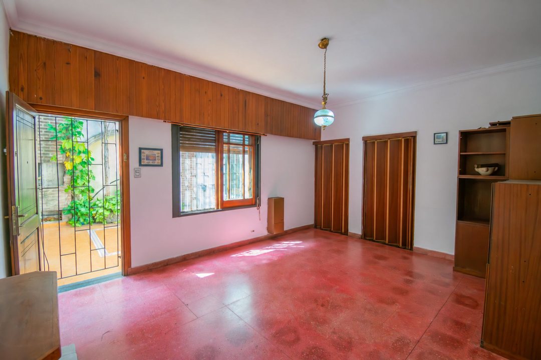 Casa 6 Ambientes Quilmes Oeste 400m2 Terreno Venta