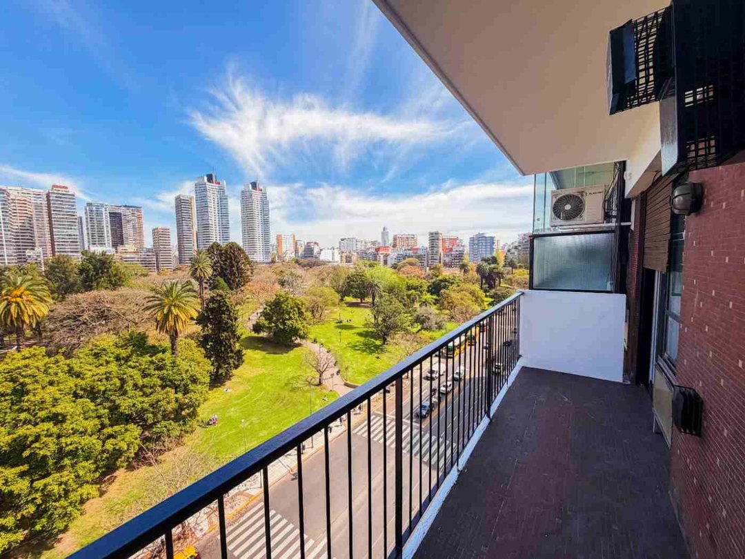 DEPARTAMENTO 3 AMBIENTES PARQUE LAS HERAS BALCON