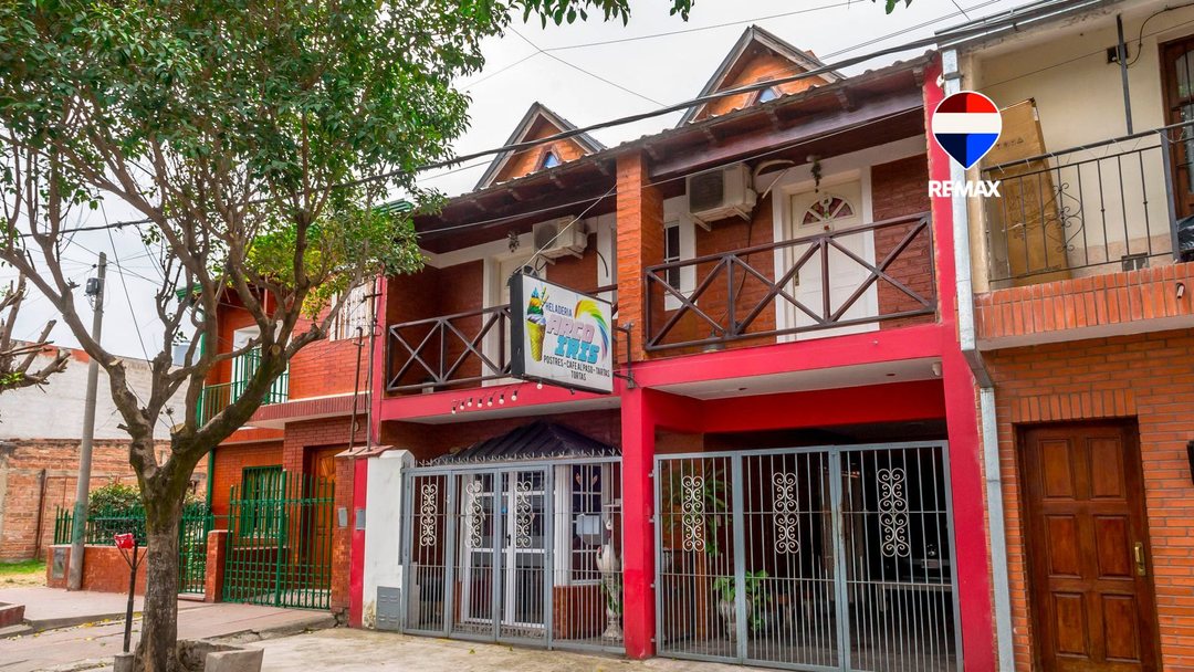 VENTA CASA CON DPTO ZONA NORTE