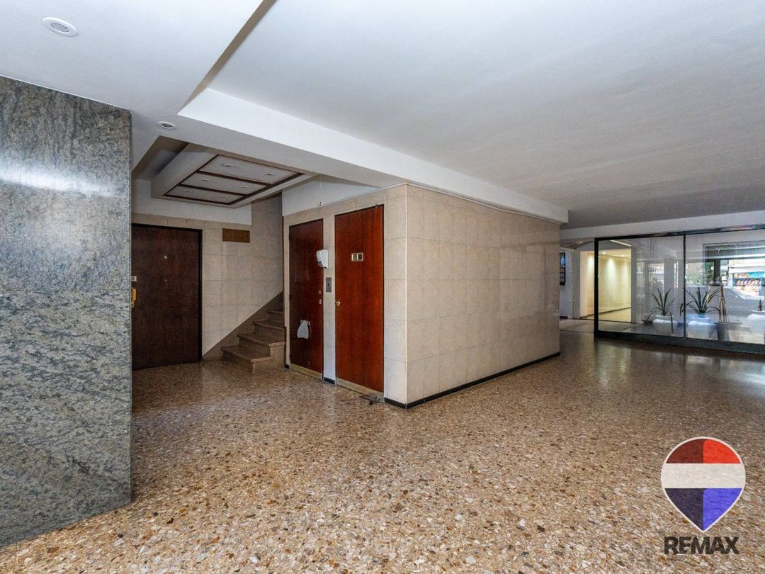 VENTA  DOS AMBIENTES BARRACAS