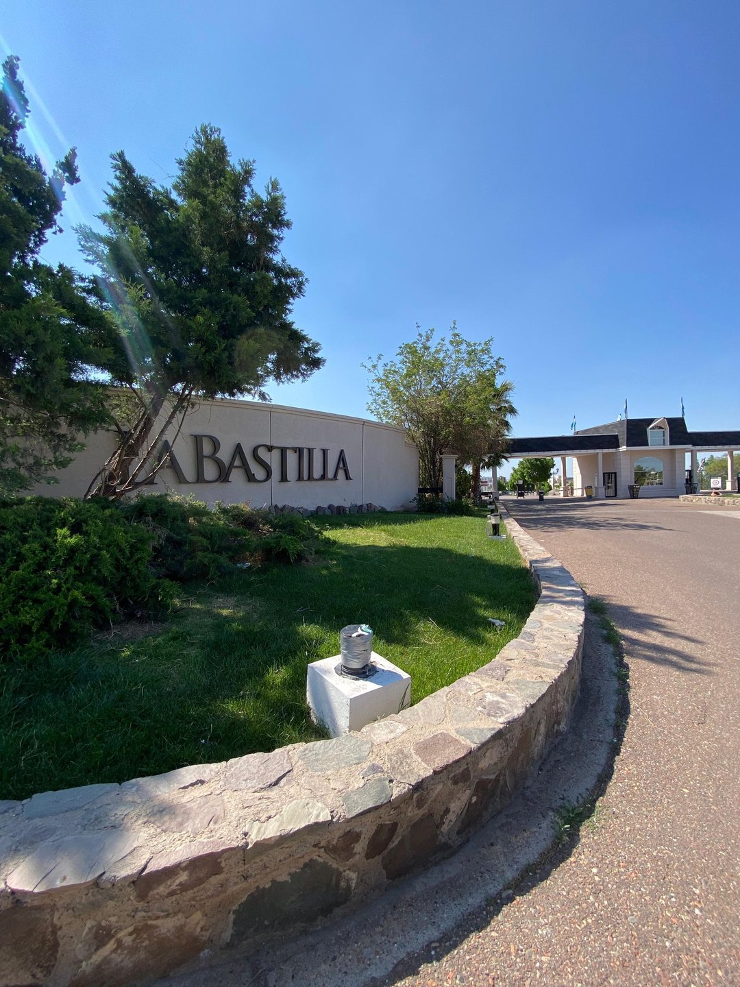 VENTA TERRENO B PRIVADO LA BASTILLA