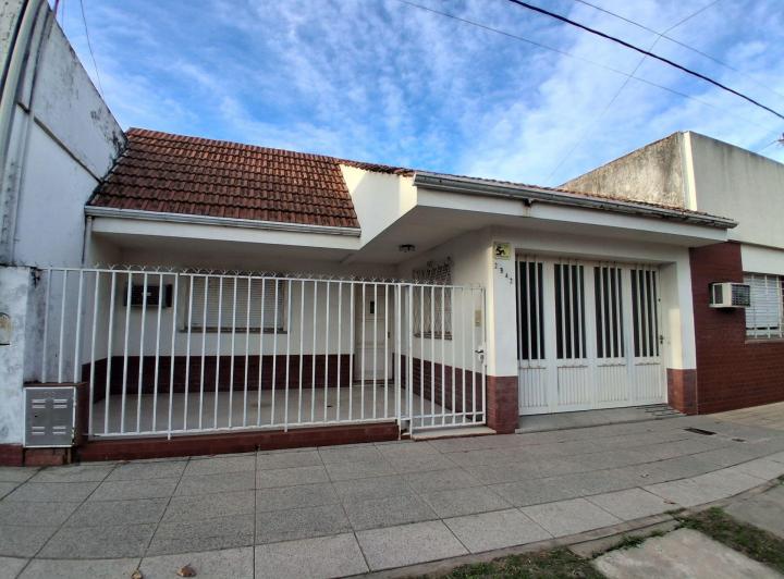 Casa · 120m² · 4 Ambientes · 1 Cochera