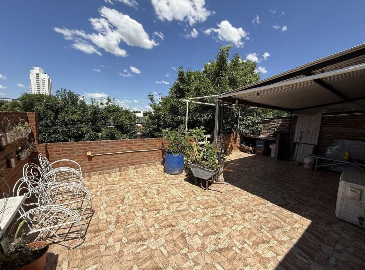Casa · 110m² · 4 Ambientes · 1 Cochera