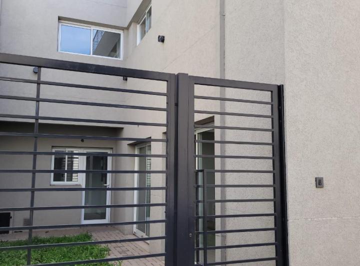 Casa · 125m² · 6 Ambientes · 1 Cochera