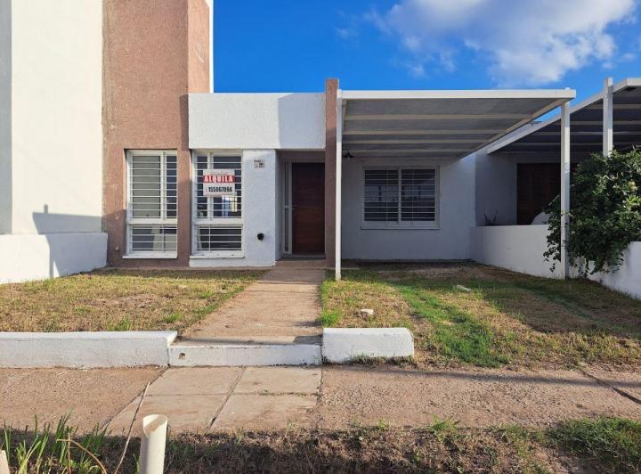 Casa · 150m² · 3 Ambientes · 1 Cochera