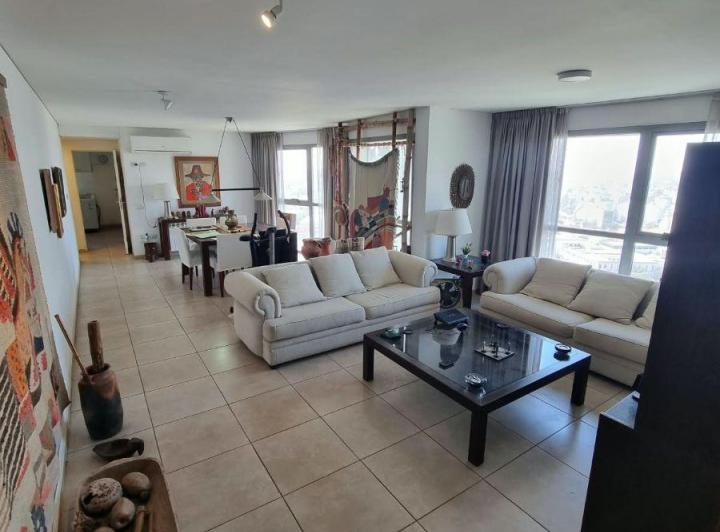 Departamento · 135m² · 6 Ambientes · 1 Cochera