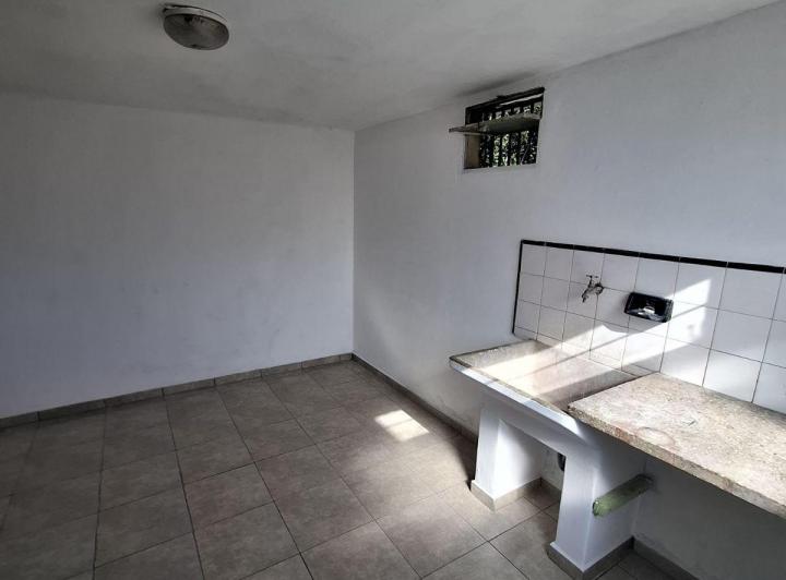 Casa · 1m² · 4 Ambientes