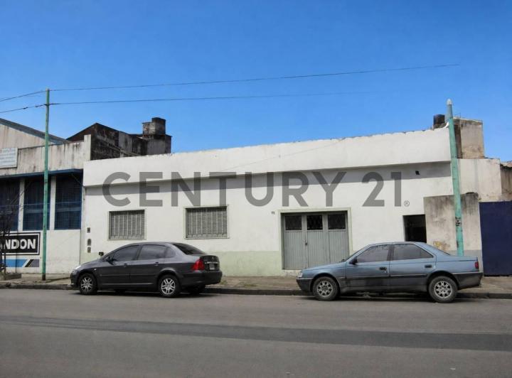 Terreno · 91m² · 3 Ambientes · 1 Cochera