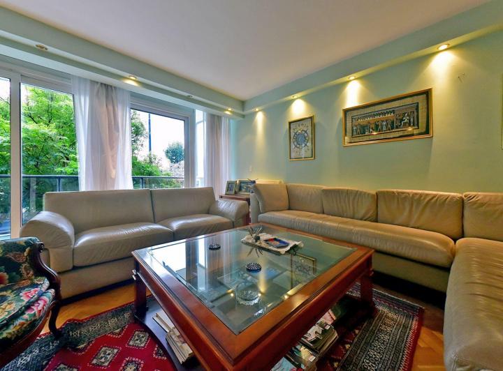 Departamento · 238m² · 5 Ambientes · 1 Cochera