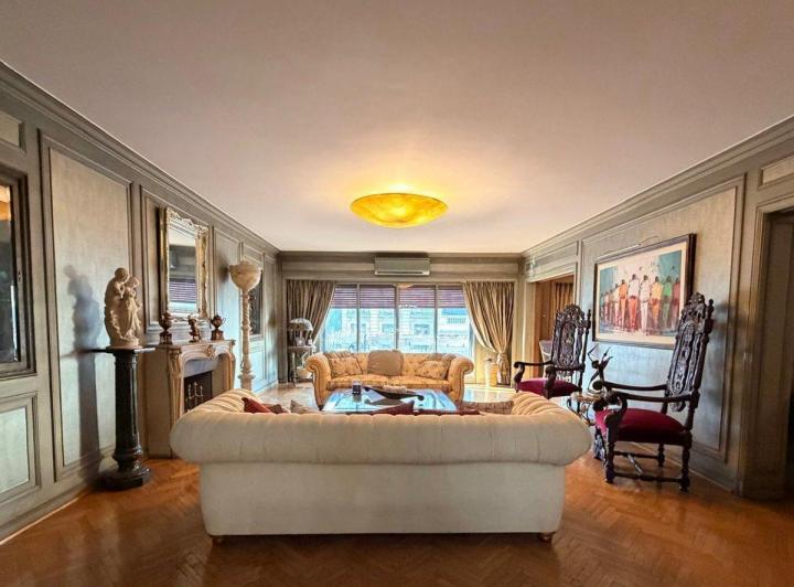 Departamento · 253m² · 6 Ambientes · 1 Cochera